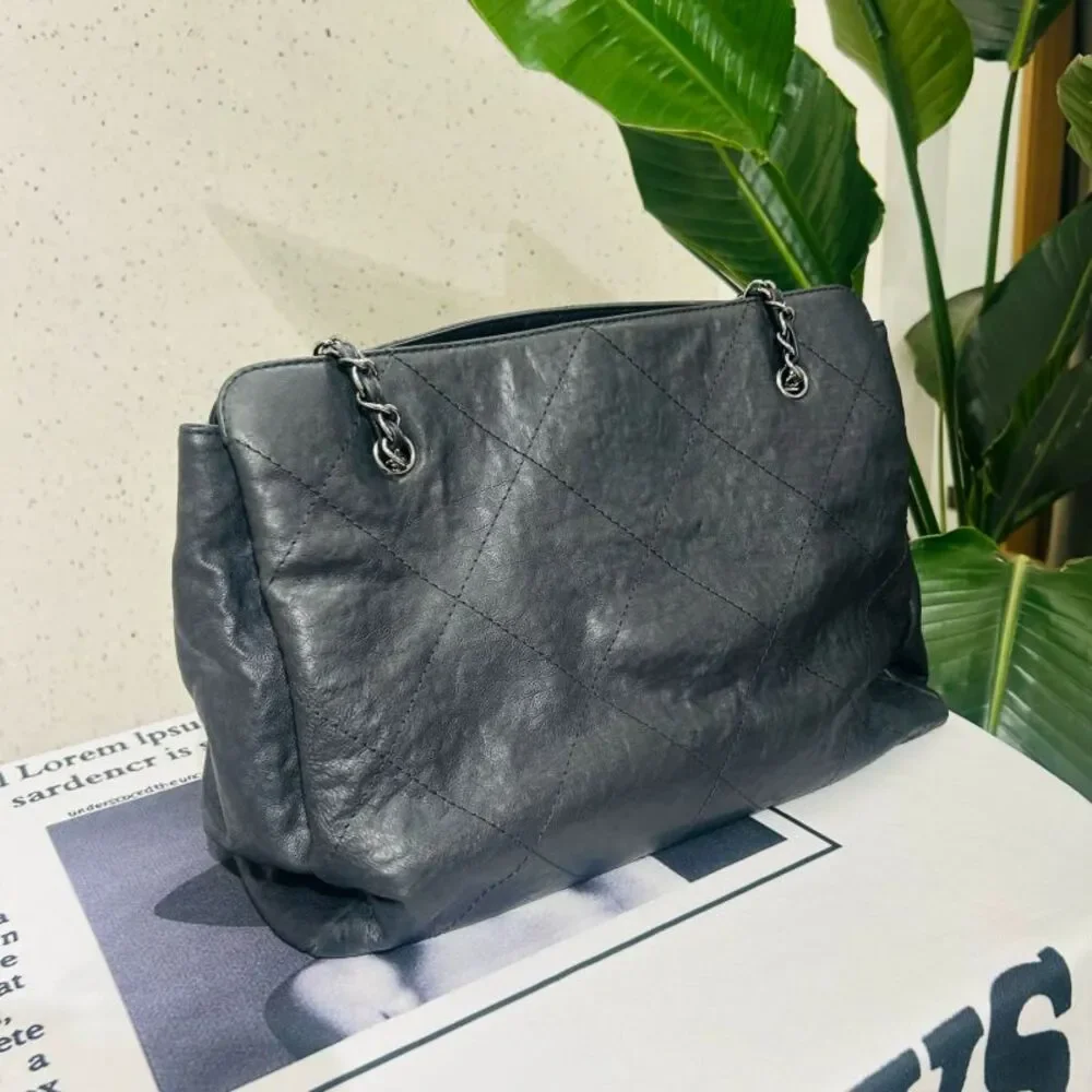 Chanel Women Pre-Loved Bag Very Good Condition